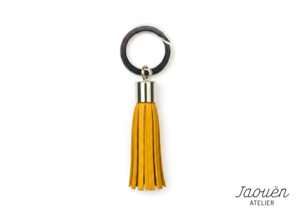 porte-cles-pompon-cuir-jaune