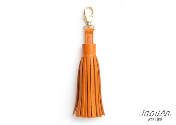 porte-cles-pompon-cuir-orange-mousqueton