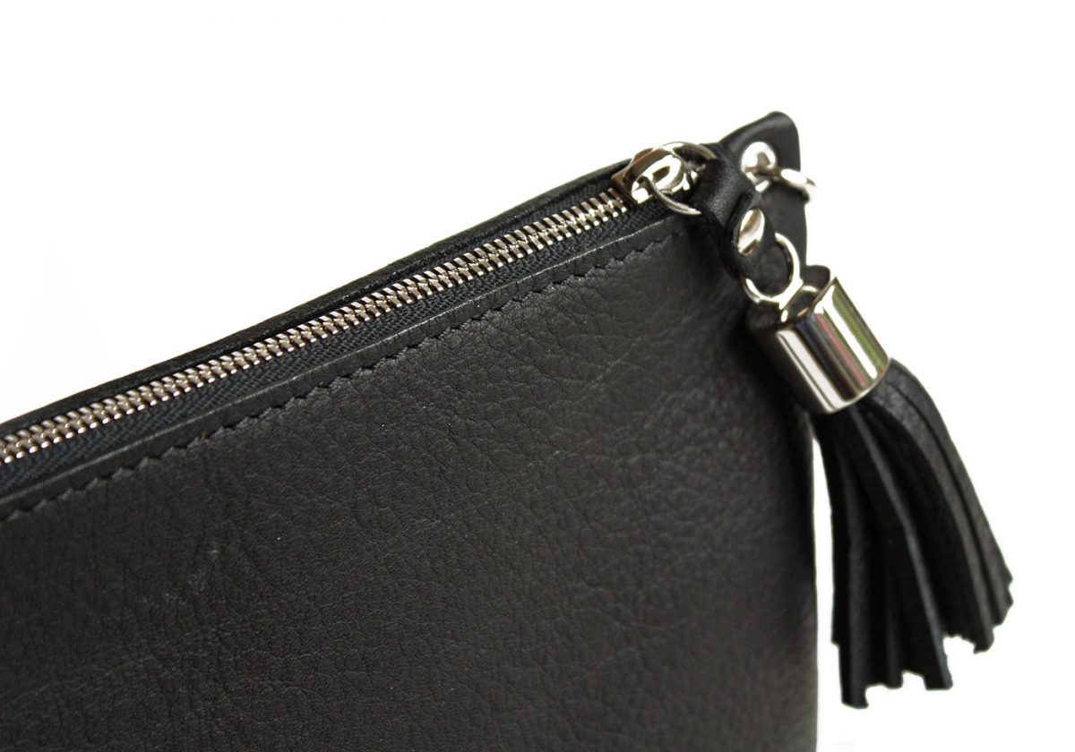 pochette noire